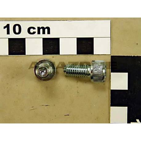 DA534 Śruba mocowania redlicy Amazone AD