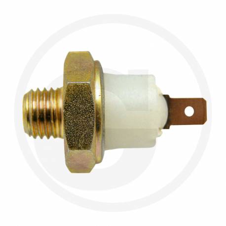 1967900C1 Czujnik ciśnienia oleju Case